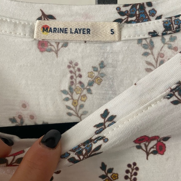 Marine layer floral T-shirt - Picture 3 of 3